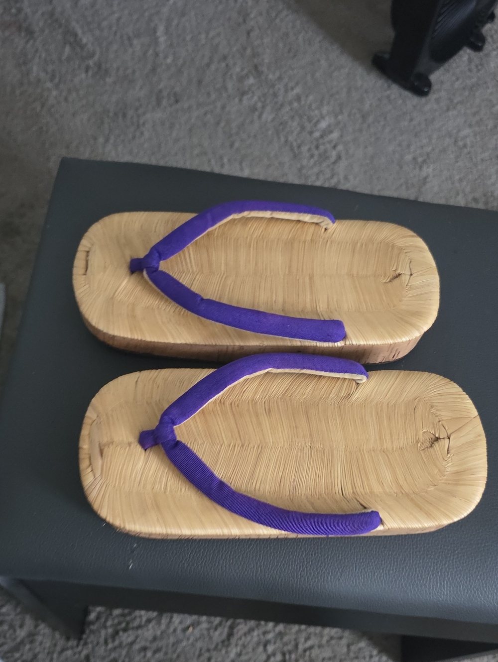 Vintage Purple Strap Straw Zori Sandals